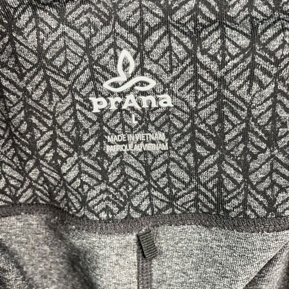 Prana Roxanne Printed Leggings Cropped Black Grey Stripes Geometric Sz Large EUC - Picture 4 of 7